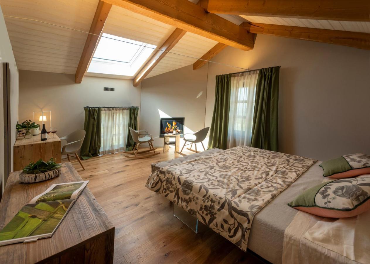 Bed and Breakfast Antica Dimora Dosio La Morra Exterior foto