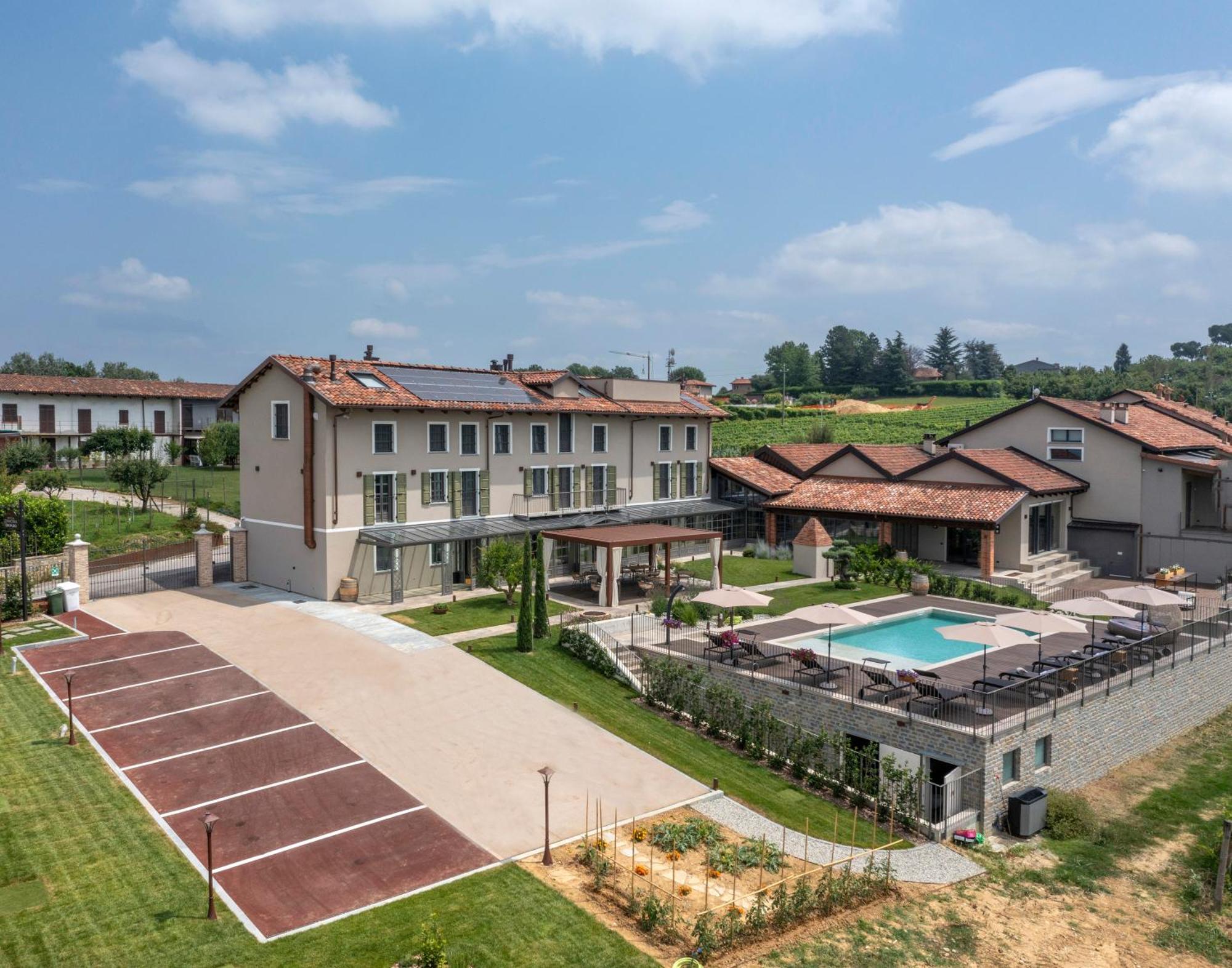 Bed and Breakfast Antica Dimora Dosio La Morra Exterior foto