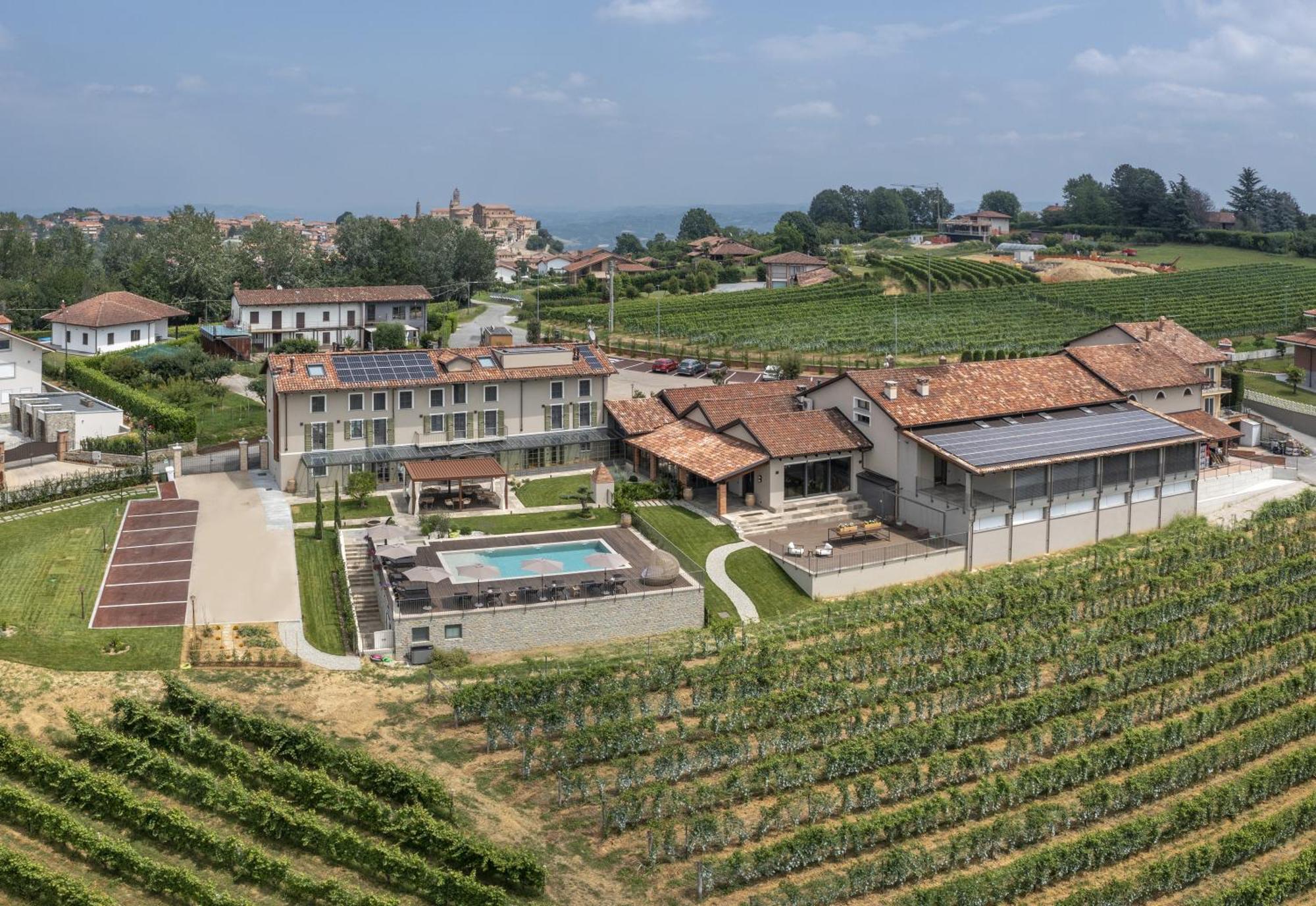 Bed and Breakfast Antica Dimora Dosio La Morra Exterior foto